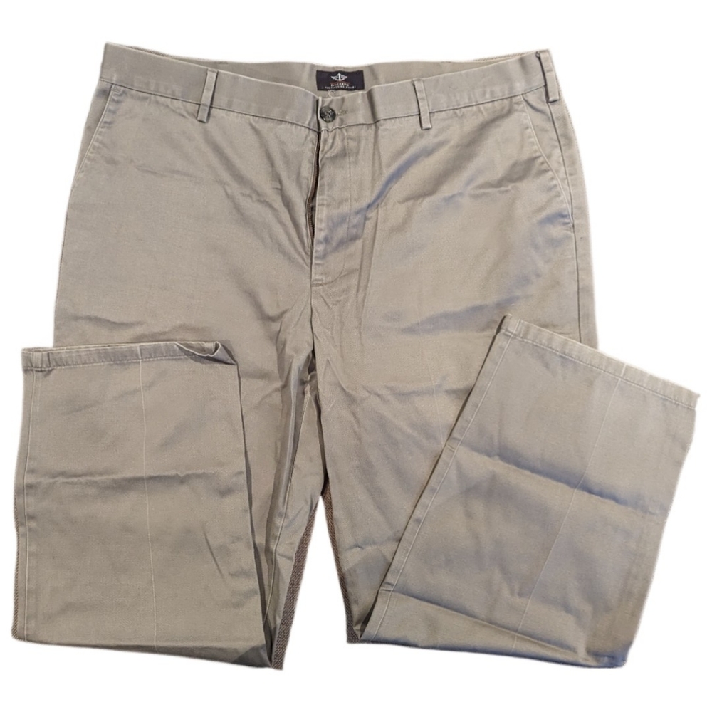 Dockers | Men's Classic Fit 40x30 Khakis